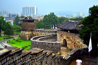 Una fortaleza Patrimonio de la Humanidad en Suwon, Corea del Sur