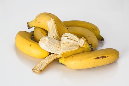 13 recetas saludables con plátanos maduros para que no tengas que tirarlos