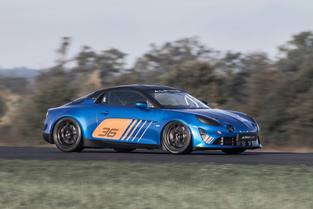 Con el Alpine A110 Cup podrás correr un campeonato por menos de lo que cuesta un Porsche 911 Turbo