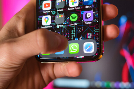 Dónde se guardan los audios de WhatsApp y Telegram