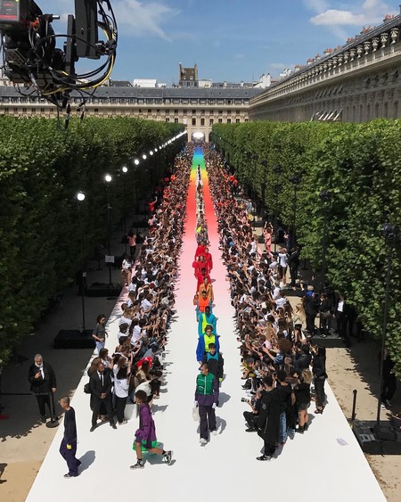 Virgil Abloh debuta en Louis Vuitton con una colección llena de contrastes y orgullo LGBTTT