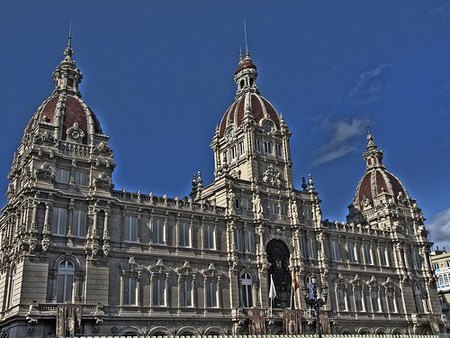¿Quién va a arreglar las nóminas de los ayuntamientos?