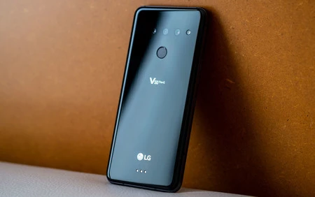LG V50