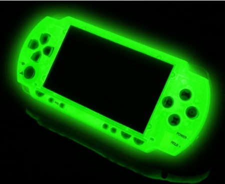 Haz que tu PSP Slim reluzca en la oscuridad