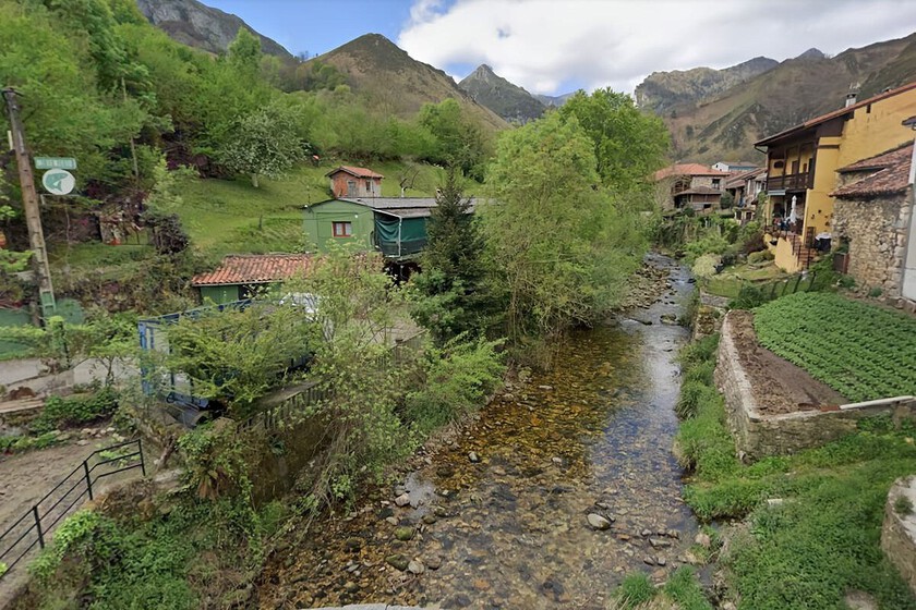 El merendero asturiano en pleno Parque Natural de Redes donde puedes pescar tu propia trucha para que te la cocinen