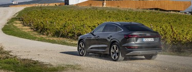 El calor fríe las baterías de los coches eléctricos: estos son los que menos autonomía pierden en verano