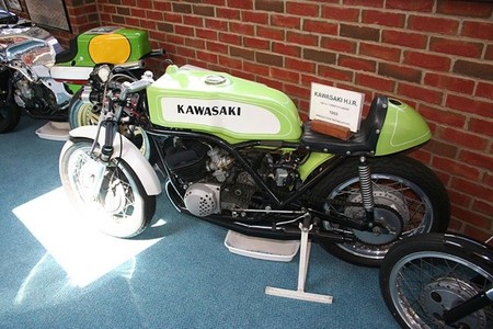 Kawasaki H1-R