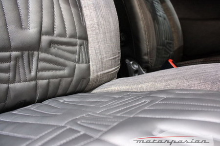 Lancia Ypsilon Versus Paris