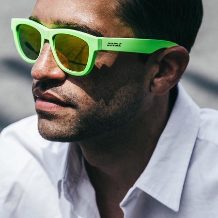 ZUNGLE: unas gafas de sol que transmiten el sonido a través de vibraciones en el cráneo