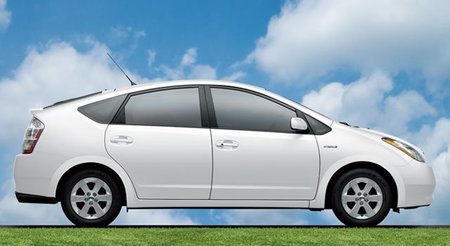 Ecologistas no tan ecológicos: consumo con responsabilidad, conduzco un Prius, lavo los platos a mano y compro productos locales (III)