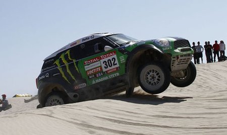 peterhansel-dakar-2012-1.jpg