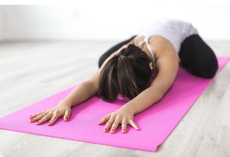 El gimnasio en casa con ofertas en pantalones, camisetas y accesorios deportivos de marcas como Nike o Adidas en Amazon