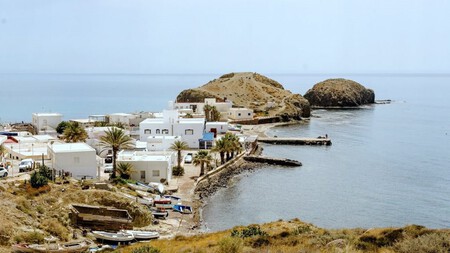 Escapadas Viajes Pueblos Pesqueros Espana Almeria Playa Comida Rica Sin Turistas Barato Verano Vacaciones Ninos