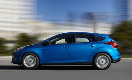 Ford Focus azul 03