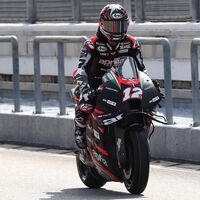 Maverick Viñales lidera con contundencia en su primer día de pretemporada sobre la Aprilia en Sepang