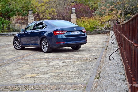 Skoda Superb 2 0 Tdi 150 L K 053
