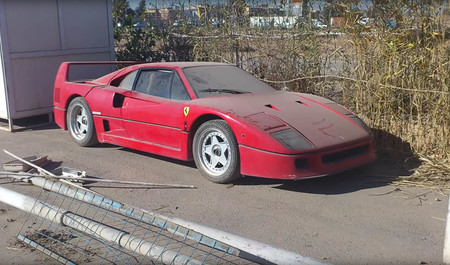 Hallan el Ferrari F40 abandonado por el hijo de Saddam Hussein: un youtuber lo encuentra en unos días y sin salir de casa