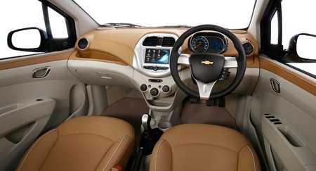 Chevrolet Essentia 6