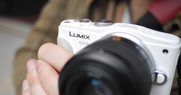 Panasonic Lumix GF6, toma de contacto