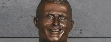 Construir estatuas de bronce a famosos es normal. Que todas nos parezcan rematadamente feas, también