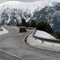 "Adelanten el regreso": la DGT pide no esperar al miércoles 8 para coger el coche ante los avisos por nieve 