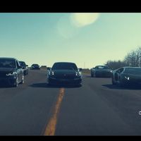 Esta drag race con 10 coches preparados por Levella es como para dedicarle (al menos) 7 minutos 