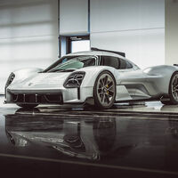 Esta maravilla es una versión de calle del Porsche 919 LMP1, uno de los 15 prototipos secretos de Porsche que acaban de salir a la luz