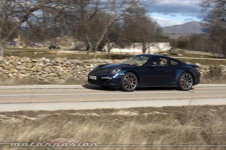Porsche 911 Carrera 4S frontal