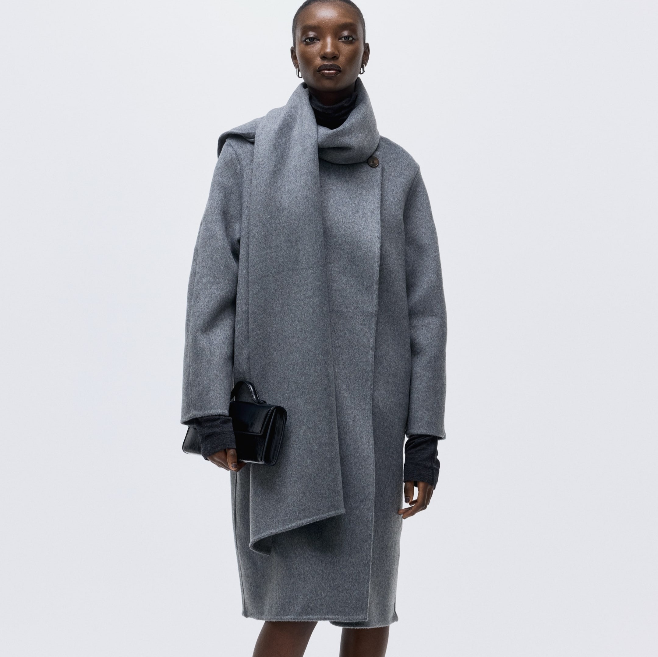 Abrigo artesanal en mezcla de lana

