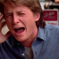 Se rodó en tres semanas y arrasó en cines por culpa de Regreso al futuro. Es una película ochentera de culto y la puedes ver hoy en TV, Teen Wolf (De pelo en pecho)