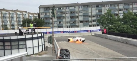 Zenvo ST1 se vuelve a incendiar, esta vez en su país natal