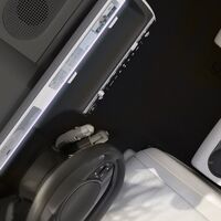 EI SUV eléctrico Hyundai IONIQ 5 está muy cerca y muestra por primera vez su interior... ¡con consola central corredera!