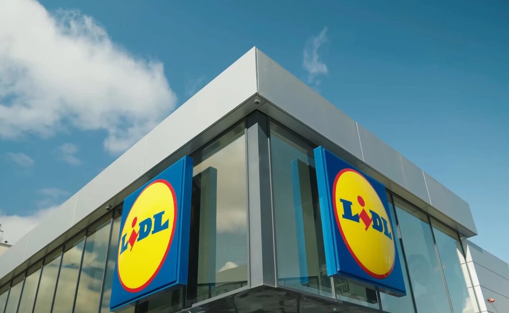 Planchar nunca había sido tan sencillo con esta oferta de Lidl en el centro de planchado vertical: uno de sus productos estrella a precio mínimo histórico