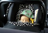 Viajando en coche, los niños mejor sin abrigo