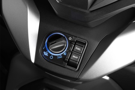 Honda Forza 300 2018 011