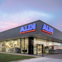 Llega hoy a Aldi la cámara instantánea perfecta para comuniones y escapadas de primavera 