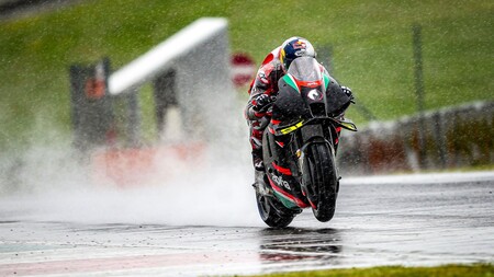 Andrea Dovizioso seguirá siendo probador de Aprilia con la vista puesta en un regreso a MotoGP en 2022