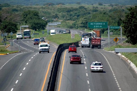 Carretera acotamiento