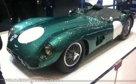 ¿Qué hacía el Aston Martin DBR1 en el Salón de Ginebra?