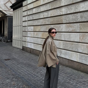 Parfois vende el bolso de ante color mostaza que arrasará en los looks de otoño (solo cuesta 24 euros)