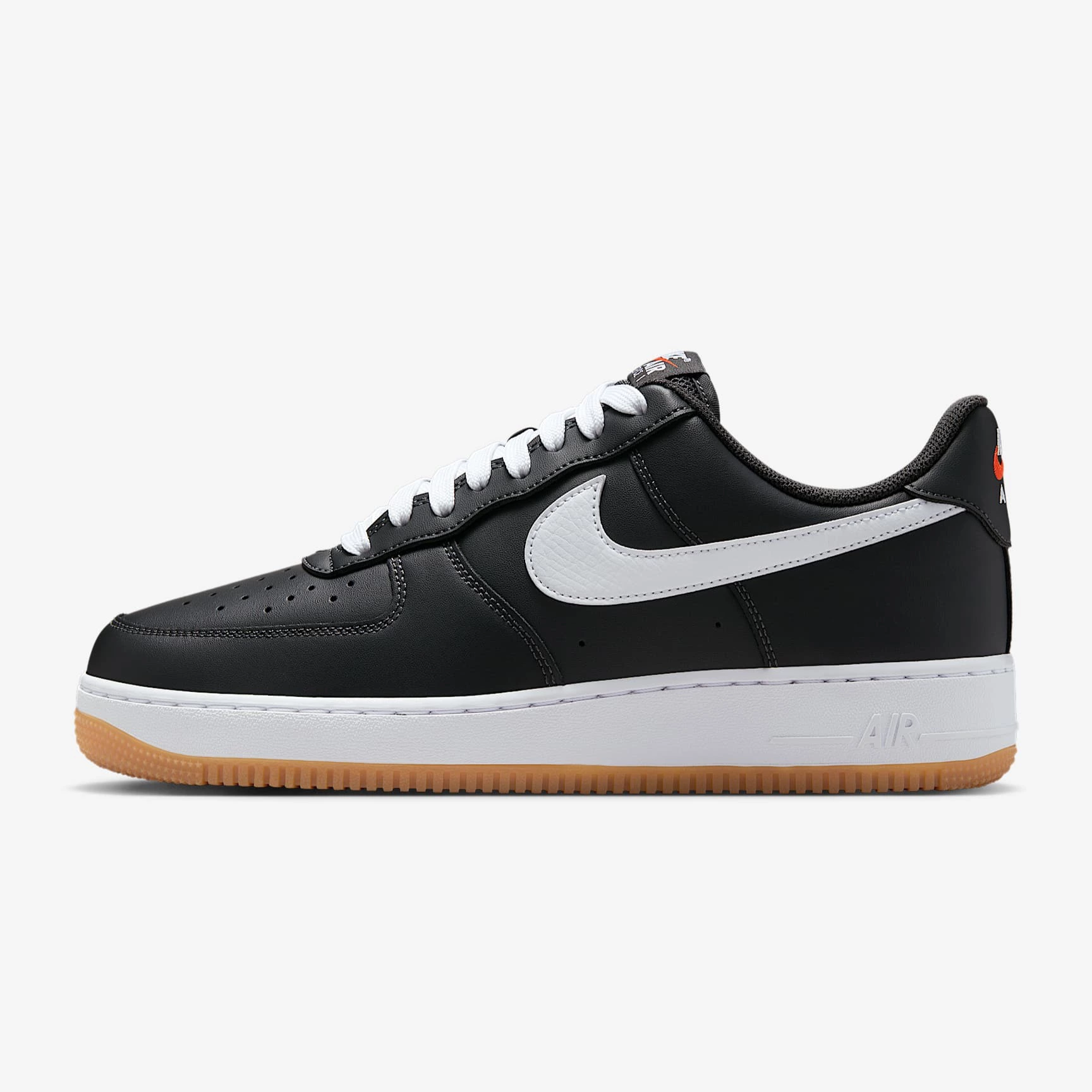 Nike Air Force 1 '07 LV8

