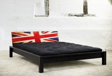 Si hay un <em>rockero</em> dentro de ti, en Design Folia tienen un cabecero para tu cama