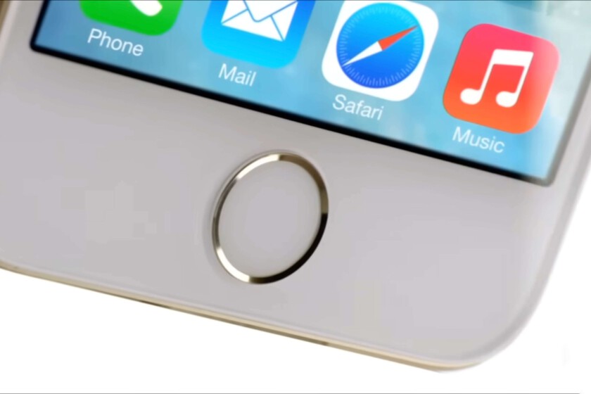 El Touch ID llegó gracias a una demo que salió fatal. Fue delante de IBM