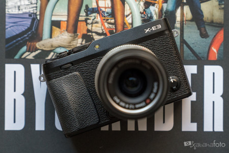Fujifilm X-E3, Nikon D850, Canon EOS 2000D y más cámaras, objetivos y accesorios en oferta: Cazando Gangas especial San Valentín