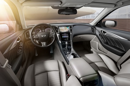 Infiniti Q50, vista interior
