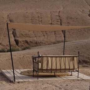 Este toldo vela es ideal para crear un oasis de estilo mediterráneo en la terraza o el jardín sin gastar una fortuna 