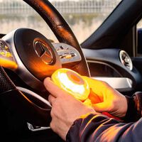 La V16 solo es el principio: la DGT se ha adelantado a Europa y ya ha encendido el camino hacia las carreteras conectadas