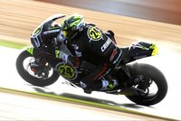 ¿Te parece absurdo ir en tren con casco? Del Gran Premio de Valencia puedes volver con uno