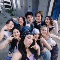 El Galaxy A57 llega con una idea diferente de cámara: empezar por el 0,6x para que no falte nadie en la foto