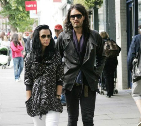 Katy Perry y Russell Brand, romance a la vista